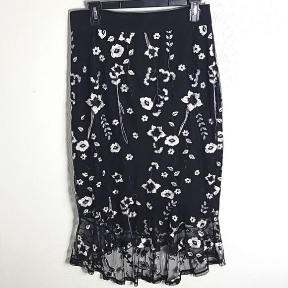 Thalia Sodi Dresses & Skirts - Thalia Sodi Black Midi-Skirt, White Embroidered Flowers, Sheer Ruffle, Sz 8